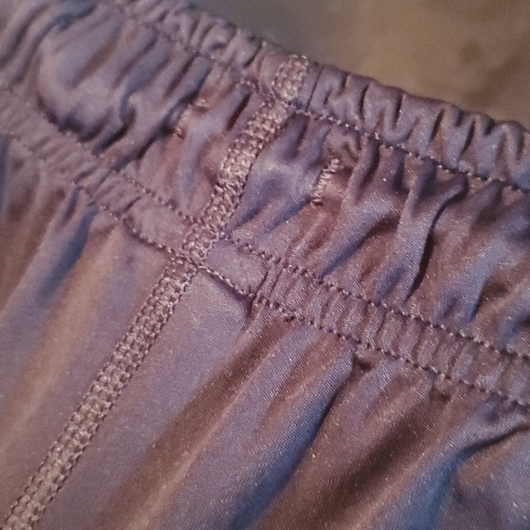 Nike high waisted shorts - Picture 5 of 9